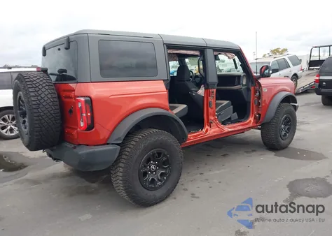 2023 Ford Bronco Wildtrak z USA, uszkodzony, nr VIN 1FMEE5DP2PLB43791